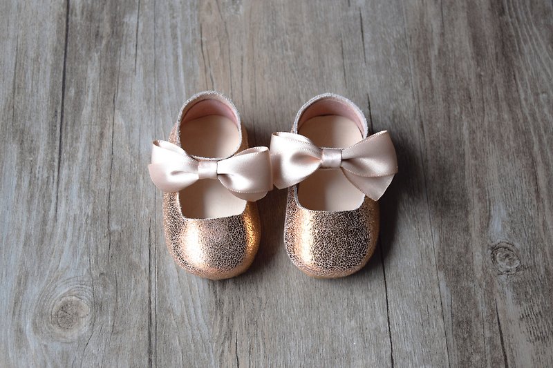 Rose Gold Mary Jane Shoes with Ribbon Bow, Baby Girl Shoes, Toddler Girl Shoes - รองเท้าเด็ก - หนังแท้ สีทอง