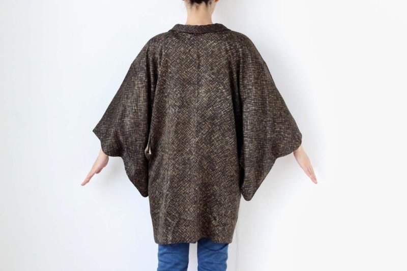 abstract haori, Japanese silk kimono, traditional kimono /3785 - เสื้อแจ็คเก็ต - ผ้าไหม สีนำ้ตาล
