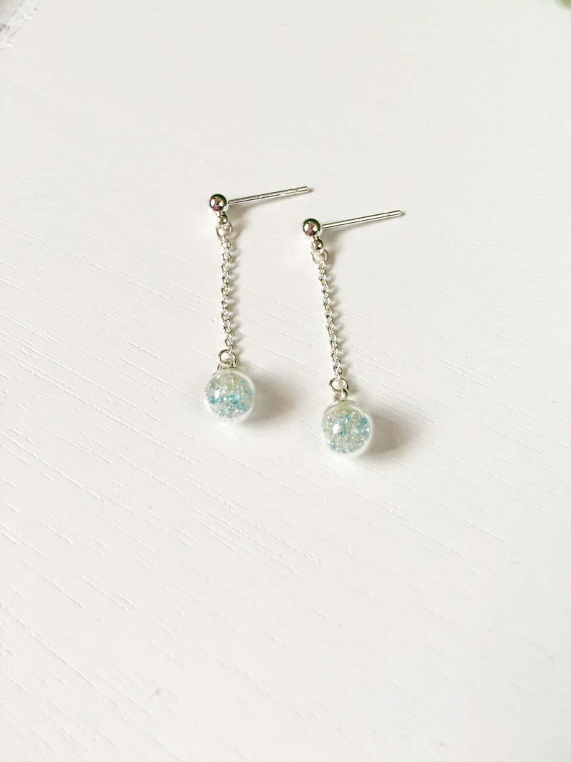 *Haku‧Neko*ミニジェルミントグリーン色混合ガラスビーズボールピアス長鎖 - ロングネックレス - ガラス グリーン