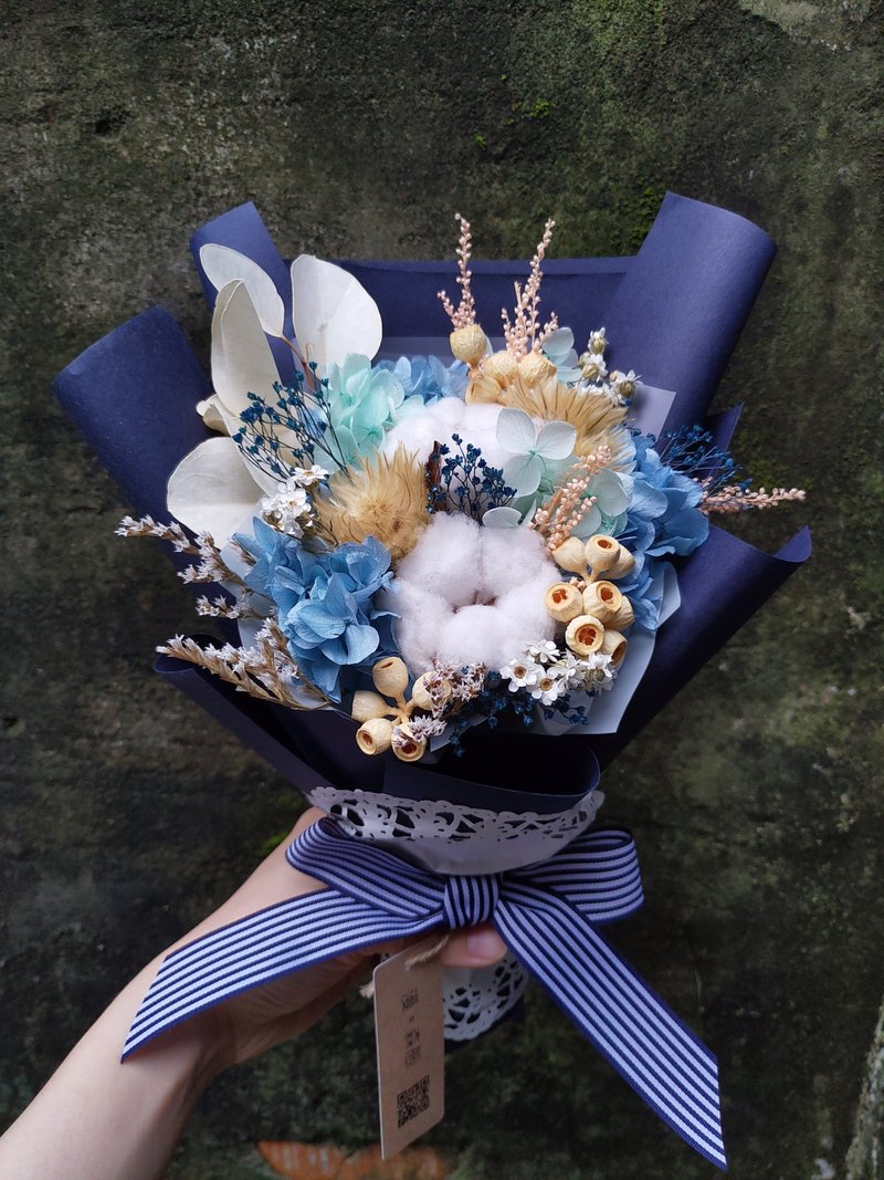 Mansen bouquet dry flowers not withered graduation bouquet anniversary - ช่อดอกไม้แห้ง - พืช/ดอกไม้ สีน้ำเงิน