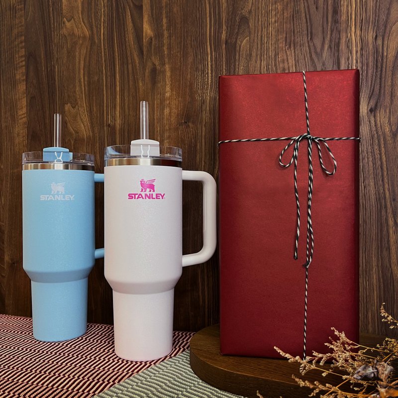 Christmas wrapping services - Vacuum Flasks - Other Materials Multicolor