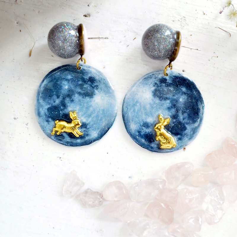 Large moon golden jade rabbit earrings galaxy space planet earrings sweet fashion jewelry pair on sale - ต่างหู - พลาสติก หลากหลายสี