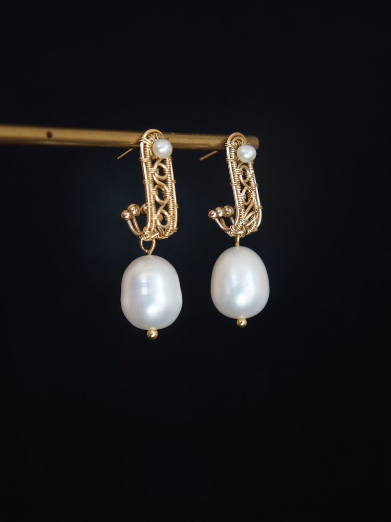 14KGF特大パールピアス 手巻きワイヤー イヤリング アクセサリー アレルギー対応 11*13mm淡水パール - ピアス・イヤリング - 真珠 ゴールド