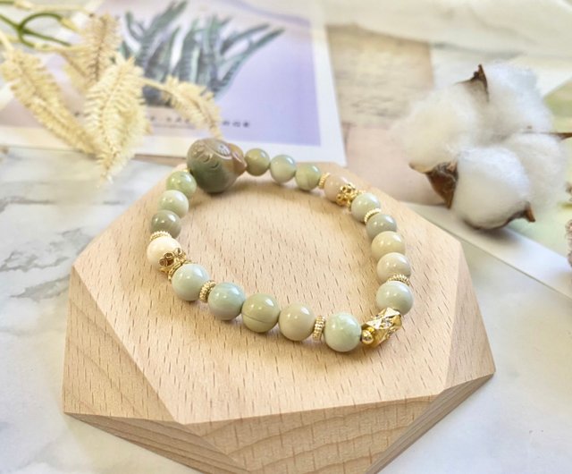 みーにゃん様お取置き9/18＊ハウライト うさぎ アラシャン瑪瑙