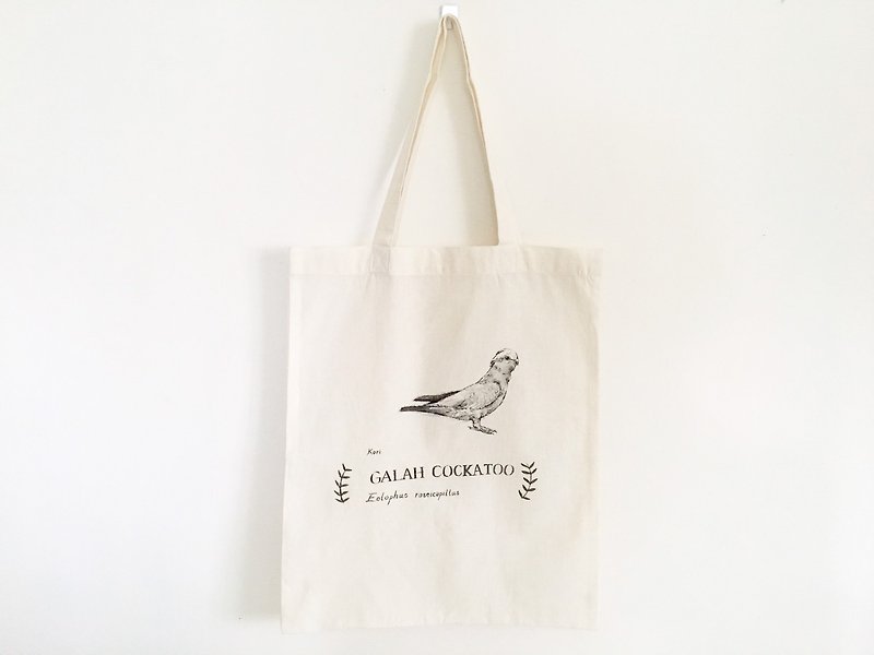 Pure hand painted bird cotton shopping bag ‧ pink Bataan parrot - Messenger Bags & Sling Bags - Cotton & Hemp 