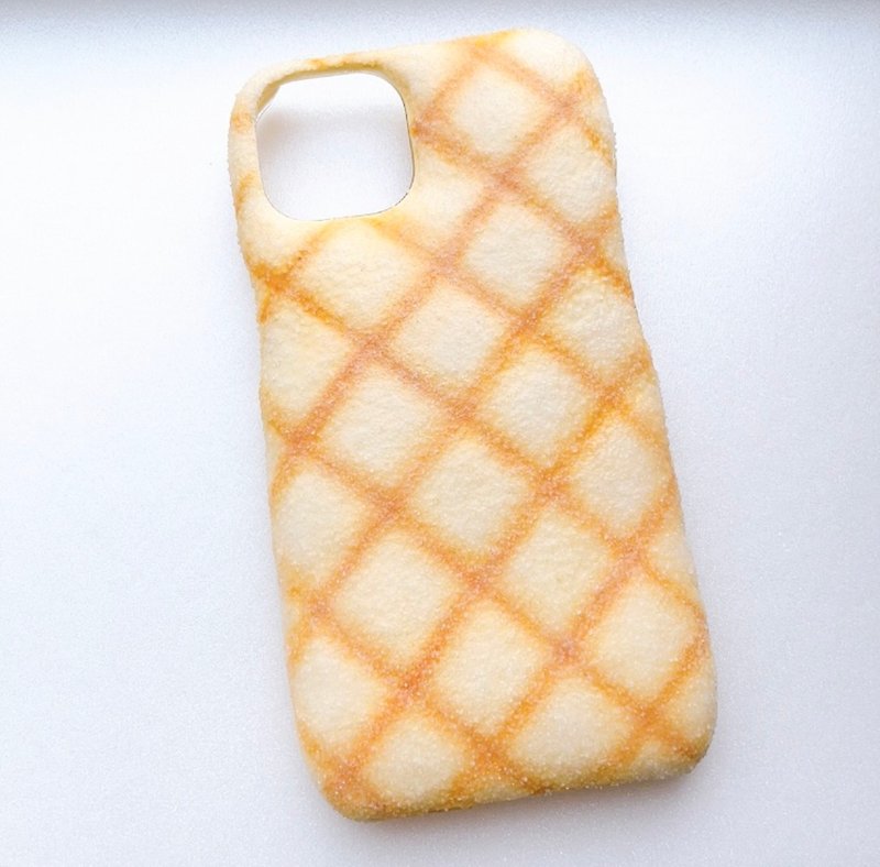 Melon bread iPhone case - เคส/ซองมือถือ - ดินเหนียว สีเหลือง