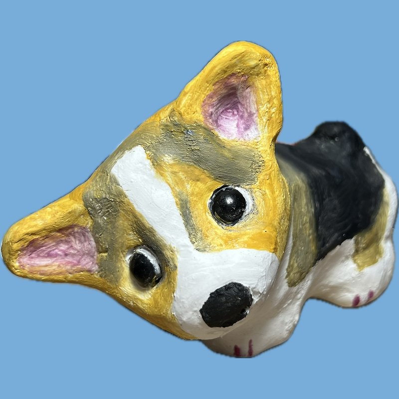 アンジェラ・ラオ・アンワ・クレイがデザインしたクレイペットのコーギー犬 - 置物 - 粘土 オレンジ