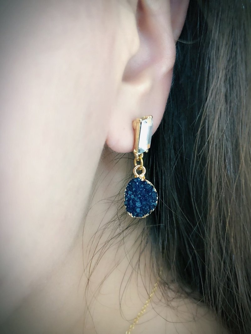 仿真礦石耳環搭配T鑽耳針 - 耳環/耳夾 - 其他金屬 藍色