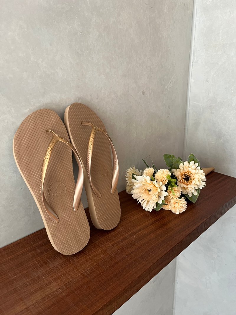 Glint gradient gold rose gold anti-breakage reinforced shoelaces women's flip-flops MIT - Slippers - Rubber Khaki