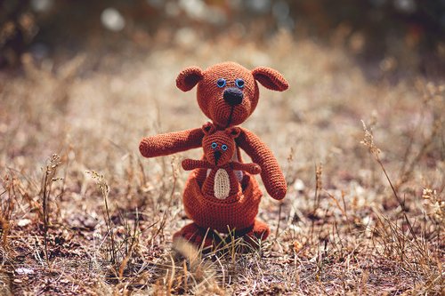 赤ちゃんとカンガルー、カンガルーかぎ針編み、カンガルーニット、母の