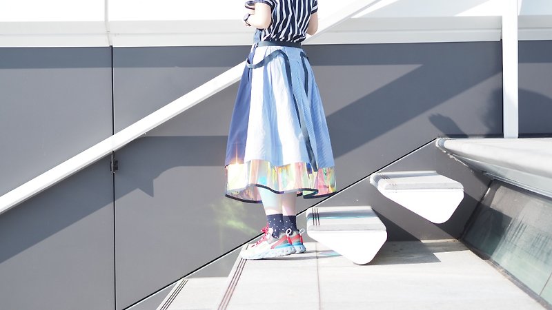 Holographic Transparent Stripe Layered Blue Skirt - กระโปรง - วัสดุอื่นๆ สีน้ำเงิน