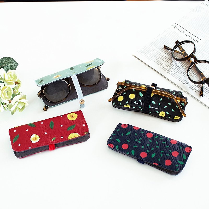 Zuijin Glasses Case Calmo Eyeglass Case Calmo Slim Glasses Case Flower Fruit - Other - Other Man-Made Fibers Red