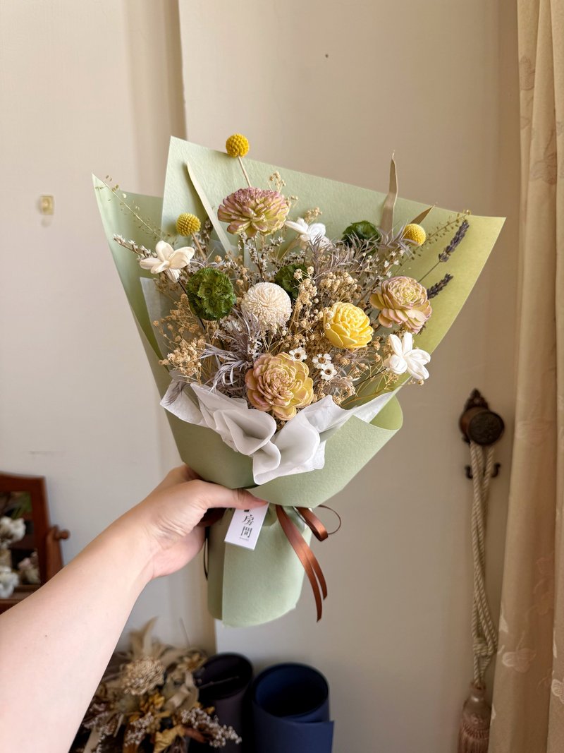 乾燥花束 不凋花 森林系草綠色 中型花束  附透明花袋 - 乾燥花/永生花 - 植物．花 綠色