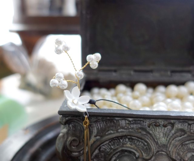 Japanese medieval white pearl cherry blossom silk thread