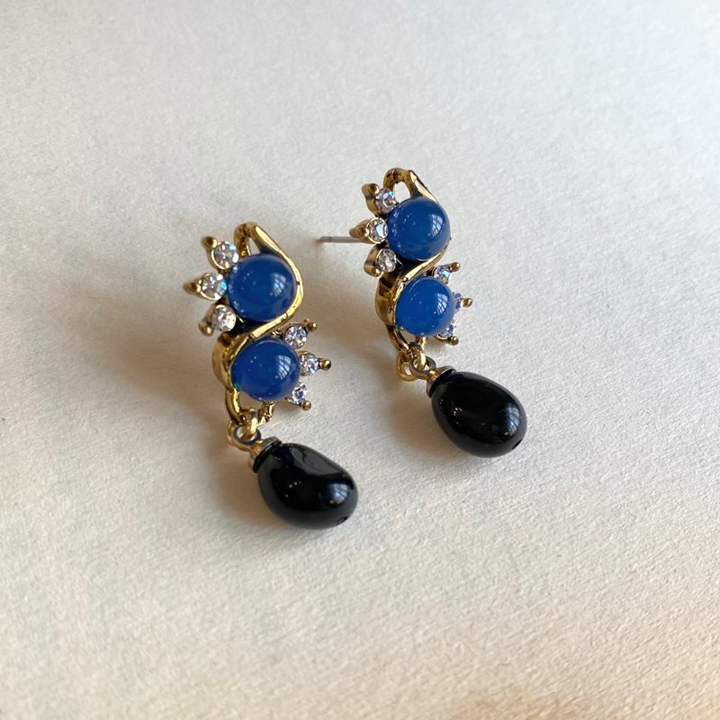 January 1st. Vintage earrings. After the Night / earrings, ear pins, Clip-On - Earrings & Clip-ons - Other Metals Blue