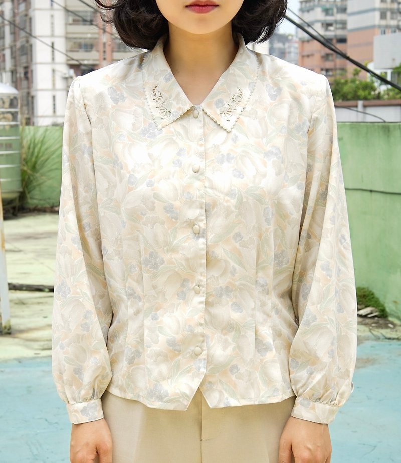 優雅花紋/日本古著襯衫 - 女襯衫 - 聚酯纖維 