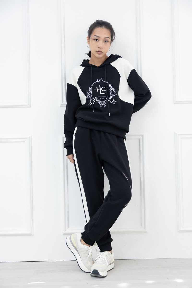 電繡HLC連帽長袖上衣 黑白拼接 - 女上衣/長袖上衣 - 其他材質 黑色