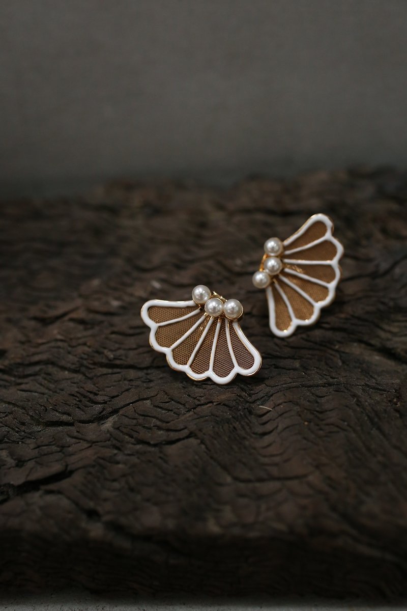 SWAN Classic Pearl Swan Earrings - Earrings & Clip-ons - Copper & Brass 