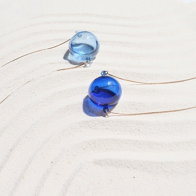 Ocean drop necklace (blue wave pattern) - Necklaces - Glass Blue