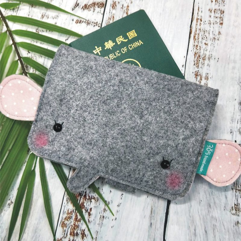 Balloon-elephant passport case (peach pink dots) - Passport Holders & Cases - Other Materials Gray