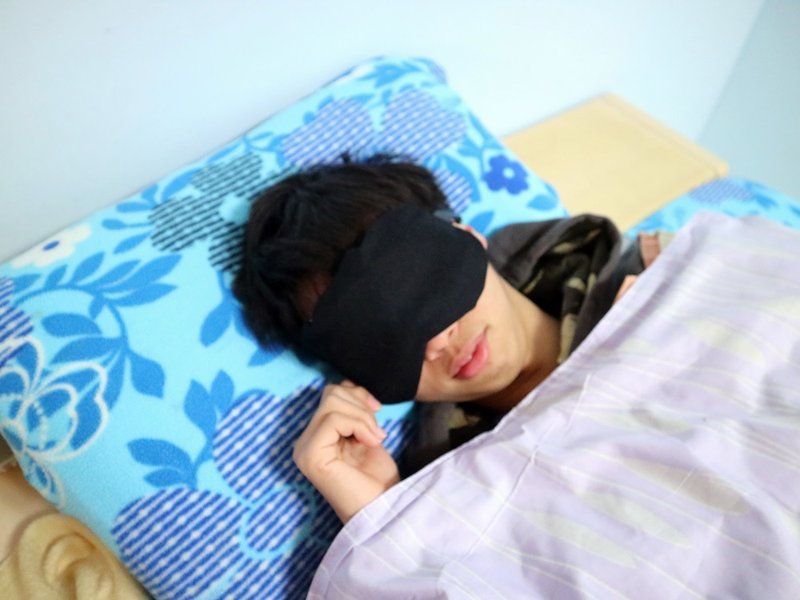 低調黑 ~ 紅豆溫敷眼罩 mask 可替換 調長短 睡眠眼罩 - 眼罩 - 棉．麻 黑色