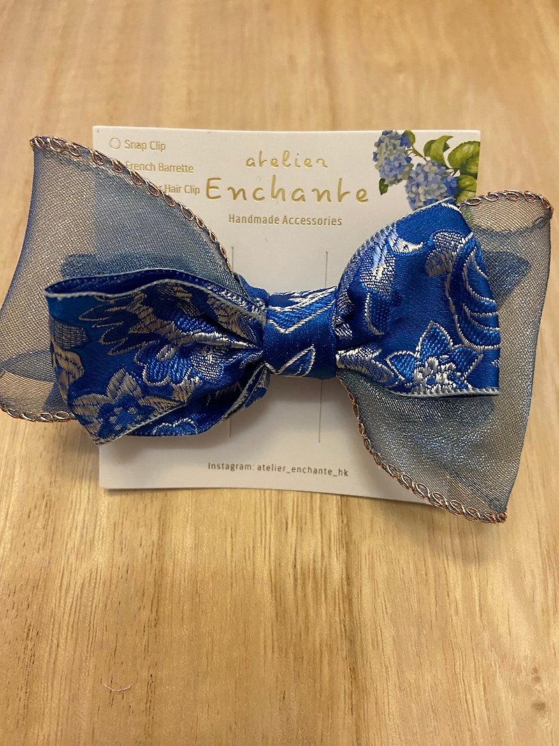 Floral bow hair tie - เครื่องประดับผม - ผ้าฝ้าย/ผ้าลินิน สีน้ำเงิน