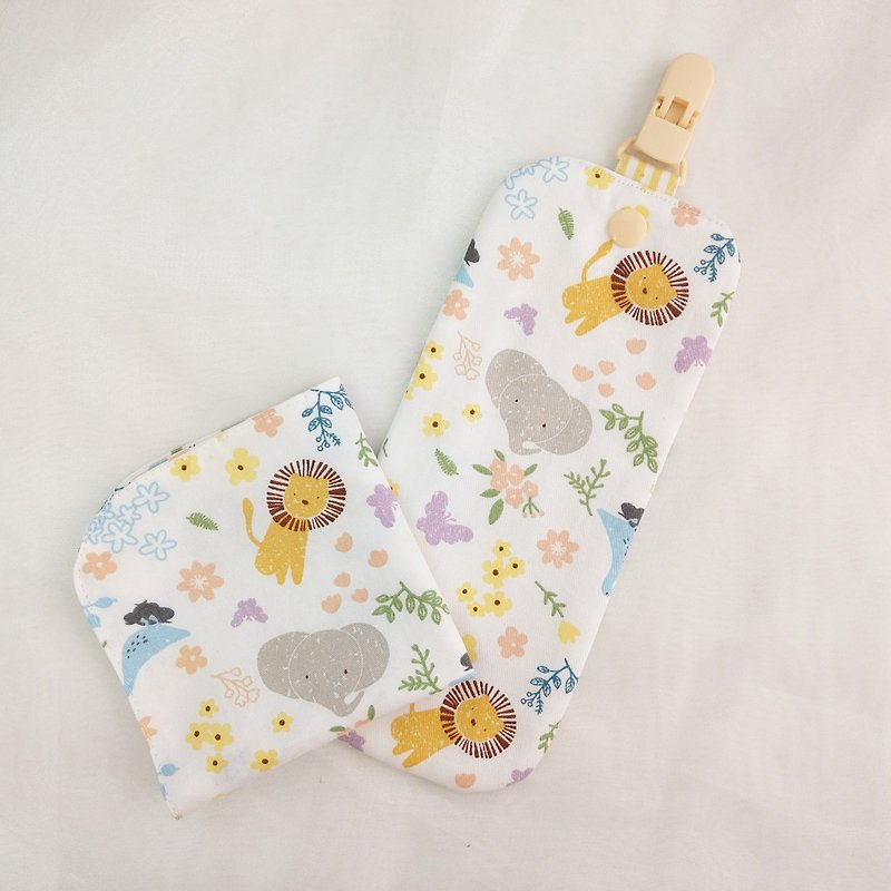 Garden animals. Double-sided cotton handkerchief / handkerchief holder (name can be embroidered) - ผ้ากันเปื้อน - ผ้าฝ้าย/ผ้าลินิน สีเหลือง