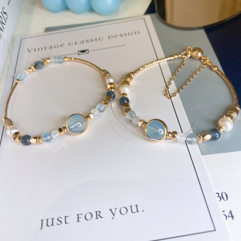 Chaoyin natural pearl devil aquamarine moonstone elastic magnetic buckle crystal bracelet - สร้อยข้อมือ - คริสตัล สีน้ำเงิน