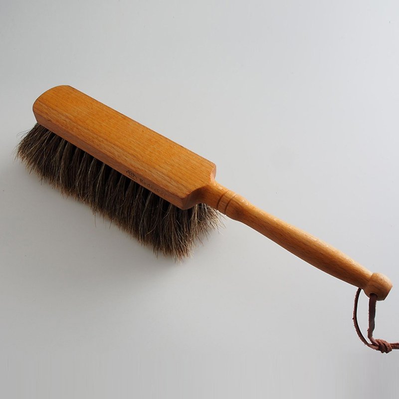 Redecker_ horsehair small brush - Other - Wood Brown