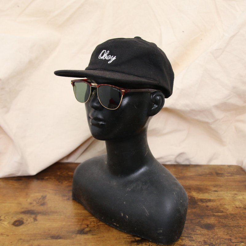 Back to Green::戶外漁夫帽 品牌刺繡 鴨舌帽 d-29//vintage hat - 帽子 - 棉．麻 