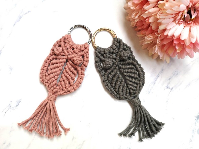 Macrame Owl key ring pendant 【Macrame Owl】 - Charms - Cotton & Hemp Gray