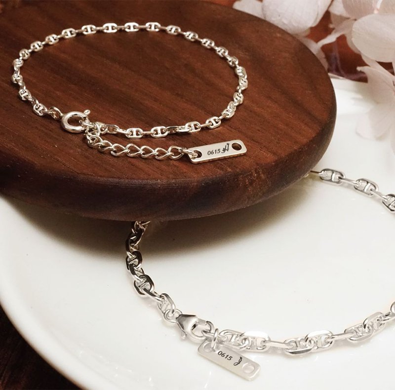 Engravable Sterling Silver Couple's Bracelet Set - Angular Anchor Design | Couple's Matching Set / Silver Jewelry / Valentine's Day Gift - Bracelets - Sterling Silver Silver