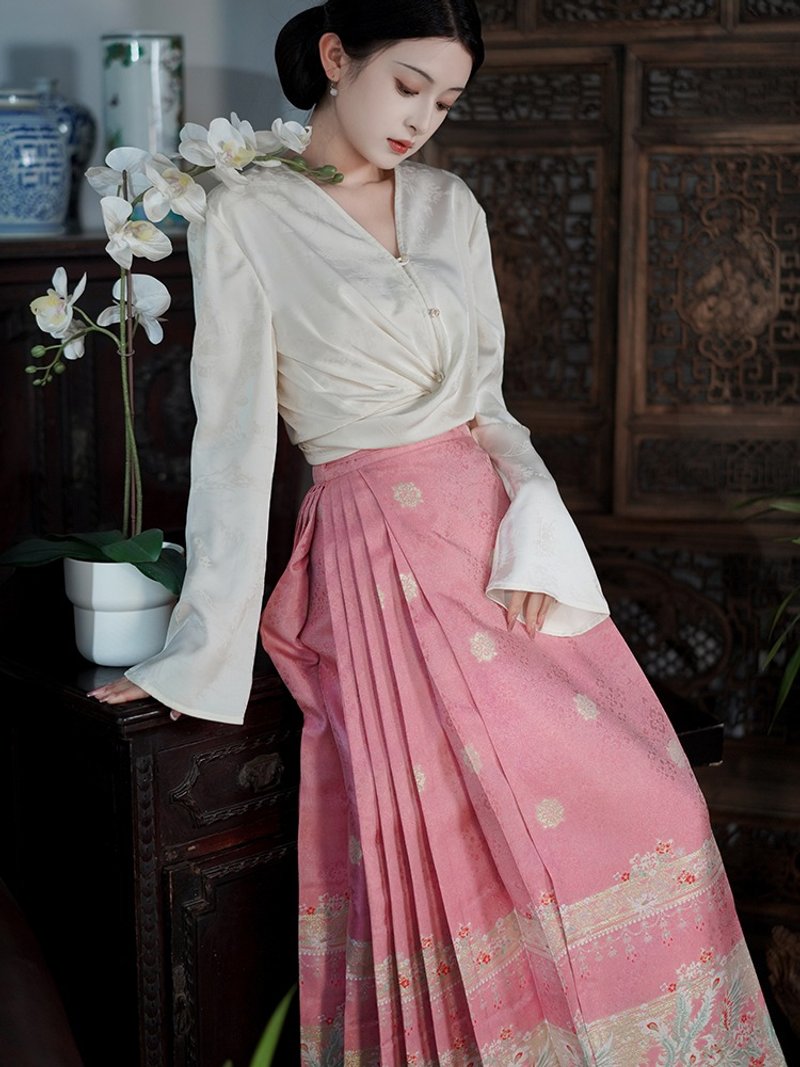 Lingxi pink retro horse-faced skirt ancient style adult Hanfu new Chinese style skirt - กระโปรง - เส้นใยสังเคราะห์ สึชมพู