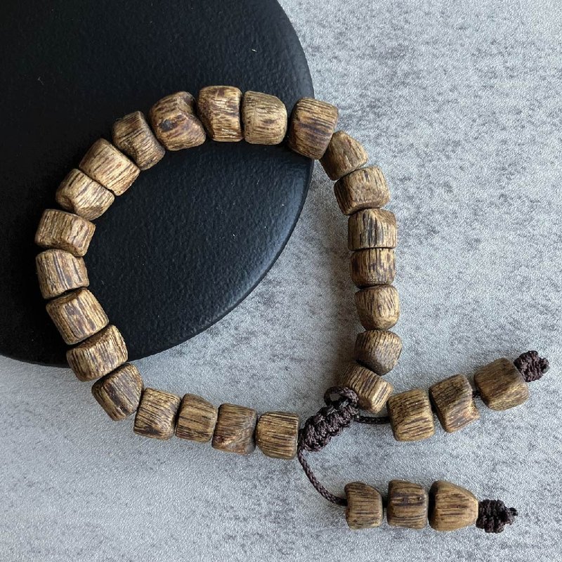 [Conventional style with dripping] Natural King Chess Nan Agarwood Single Circle Bracelet 8mm - Bracelets - Wood 