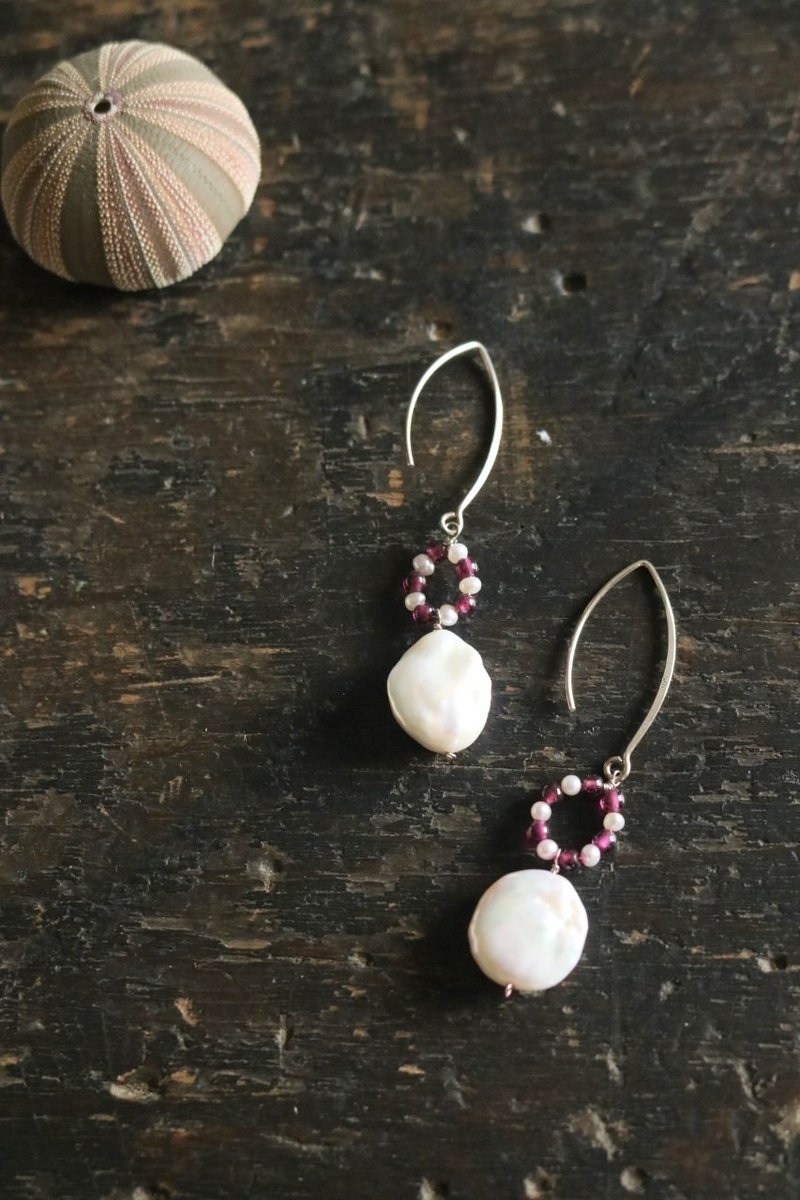 Pearl red pomegranate ear hook - ต่างหู - เงิน 