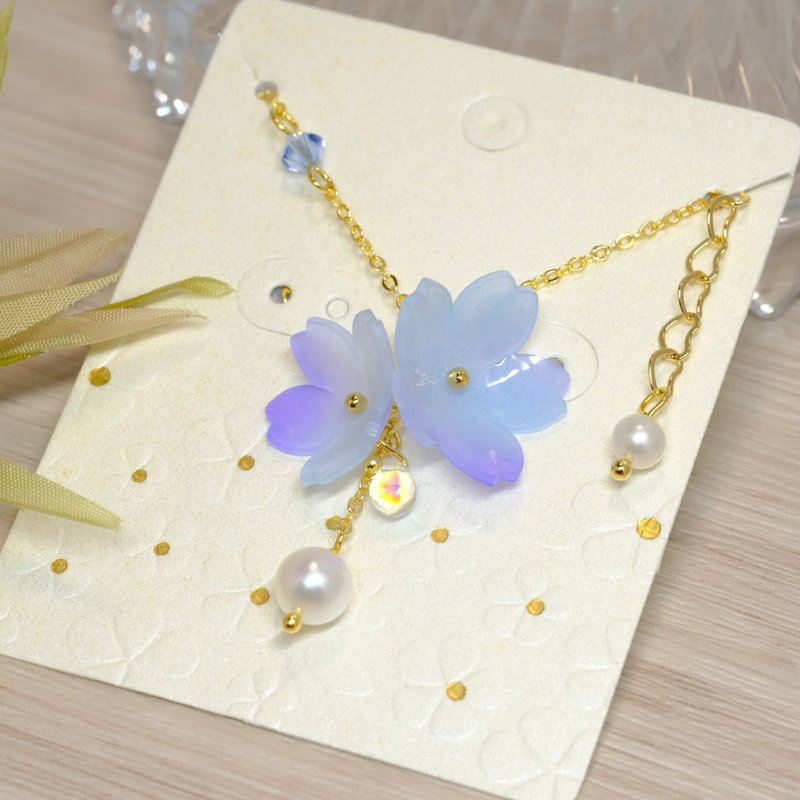 Cherry blossom pearl necklace【violet】 - สร้อยคอ - เรซิน สีน้ำเงิน