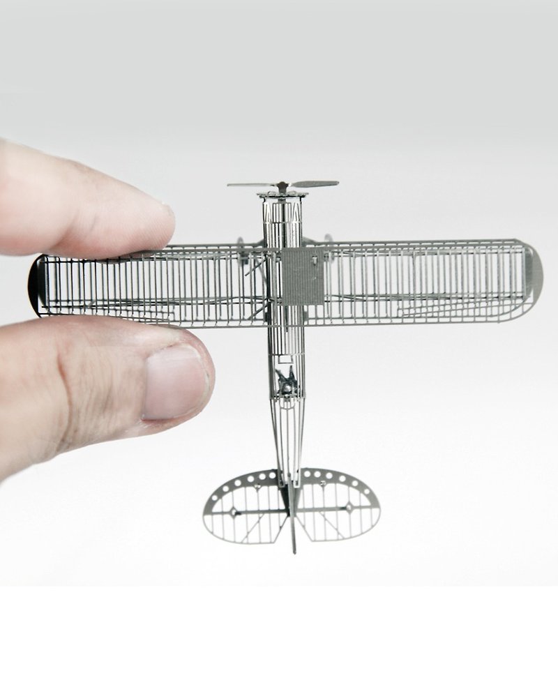 Japan's Aerobase Type40 designs and manufactures imported stainless steel Japan's first mail plane model - Other - Other Metals Gray