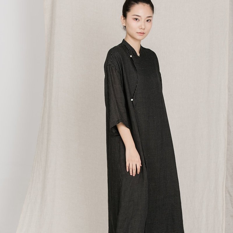 BUFU oversized ramie dress D161001 - Qipao - Cotton & Hemp Black