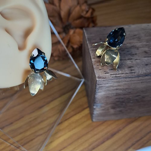 pilantha-jewelry 花朵耳環 14K鍍金耳環 施華洛世奇水晶耳環 手工製作