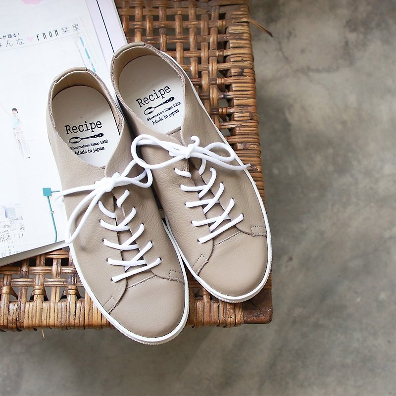 [Custom-made] Recipe made in Japan_Adult women's plain lace-up casual shoes_米 - รองเท้าลำลองผู้หญิง - หนังแท้ สีกากี