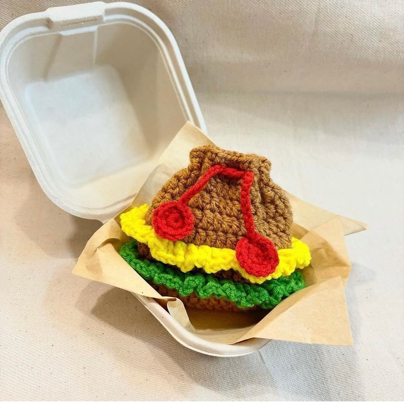 Hamburger crocheted earphone storage bag - กระเป๋าหูรูด - วัสดุอื่นๆ สีแดง