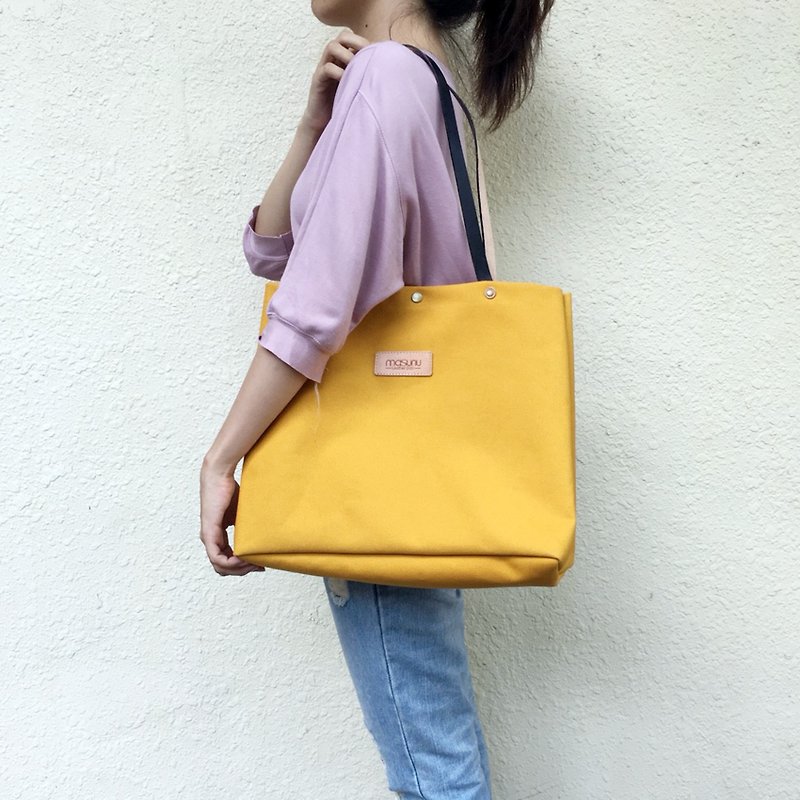 Leather combination big tote canvas bag/yellow - กระเป๋าแมสเซนเจอร์ - ผ้าฝ้าย/ผ้าลินิน สีเหลือง