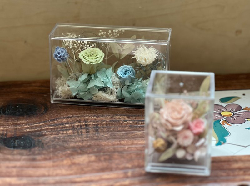 Rectangular mini flower box, eternal flower display box, desk small things, office small things, dry flowers, non-withered flowers - Dried Flowers & Bouquets - Plants & Flowers Blue