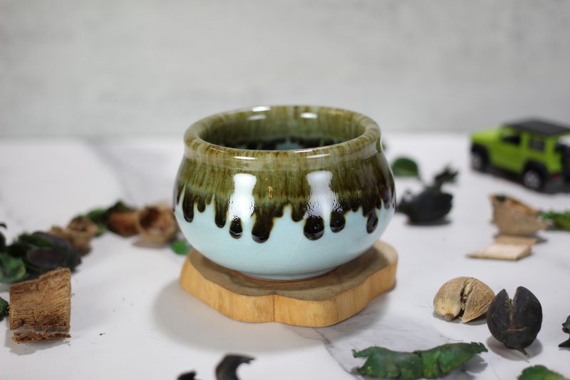 【送禮好物】200ml 汝窯 手拉坯茶杯 主人杯 葉敏祥手作 - 茶壺/茶杯/茶具 - 瓷 