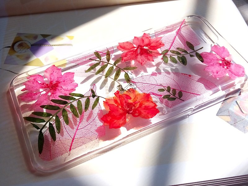 Pressed flowers phone case, iPhone 7 plus, iPhone 8 plus, Colorful - เคส/ซองมือถือ - พลาสติก สึชมพู