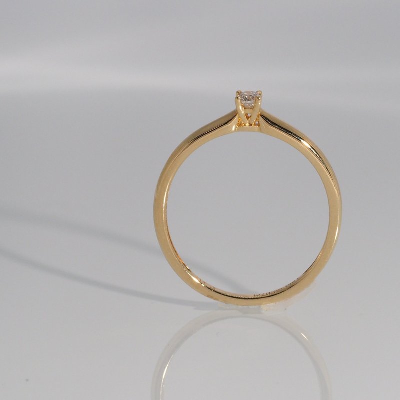 18K金出眾鑽石戒指 The Stand Out Diamond Ring - 戒指 - 貴金屬 