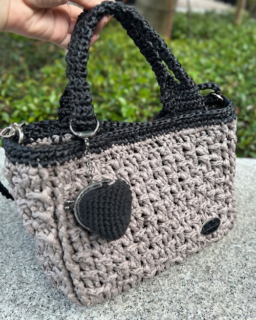 ライトグレー 編み込みハンドバッグ レザーバッグ マイクロ（ネイビー/ライトグレー）｜TOD'S(トッズ