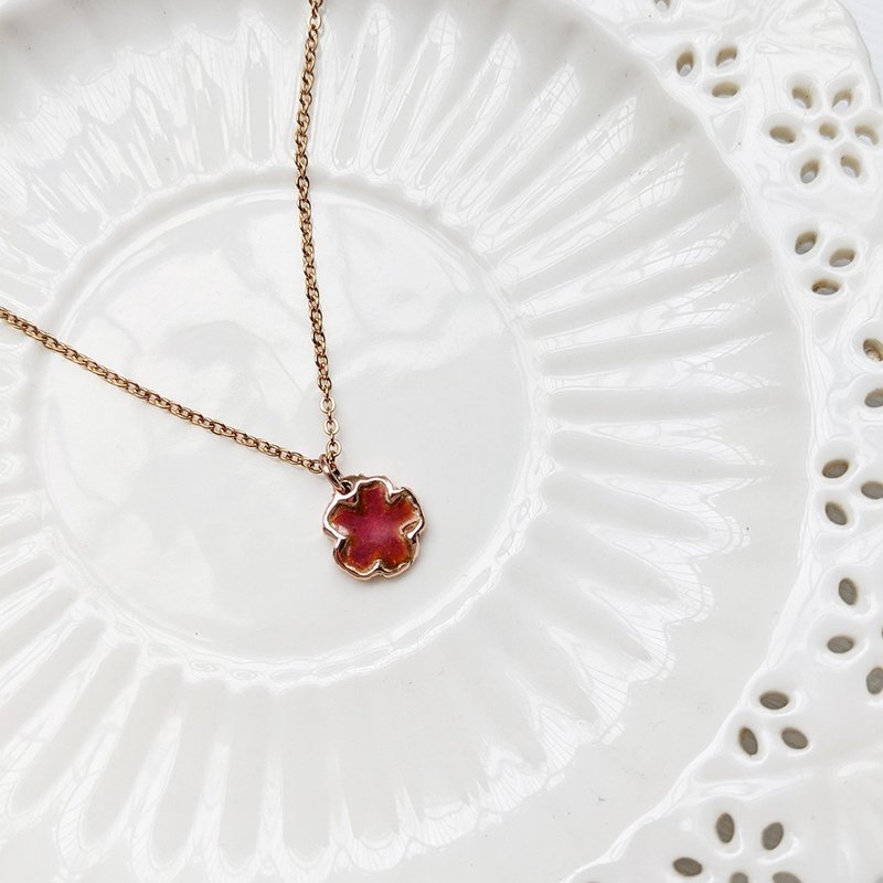 [Spring is coming] Falling Cherry Blossoms - Bright Red Cherry Blossoms - Enamel Rose Gold Necklace 925 Sterling Silver - Necklaces - Other Metals Pink