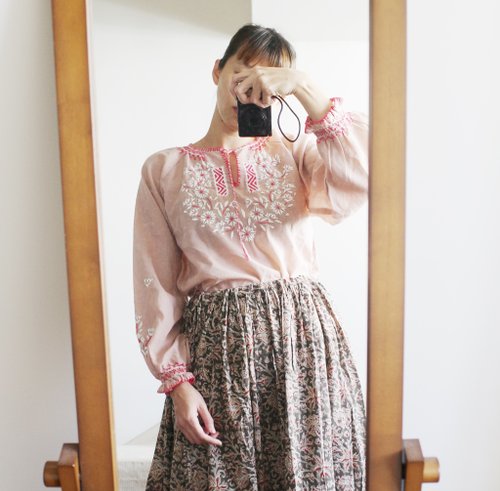 玉枝古著 Vintage 特殊藕色 匈牙利手工刺繡上衣