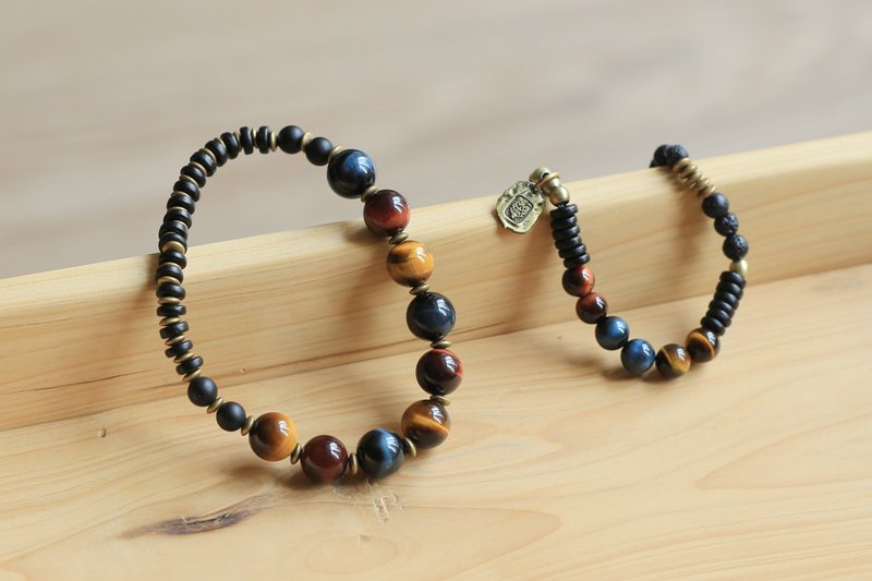 No.8-オリジナル＆洞察力に富んだレッド、ブルーのタイガーアイストーンブレスレット、真鍮イエロー| - ブレスレット - 半貴石 多色